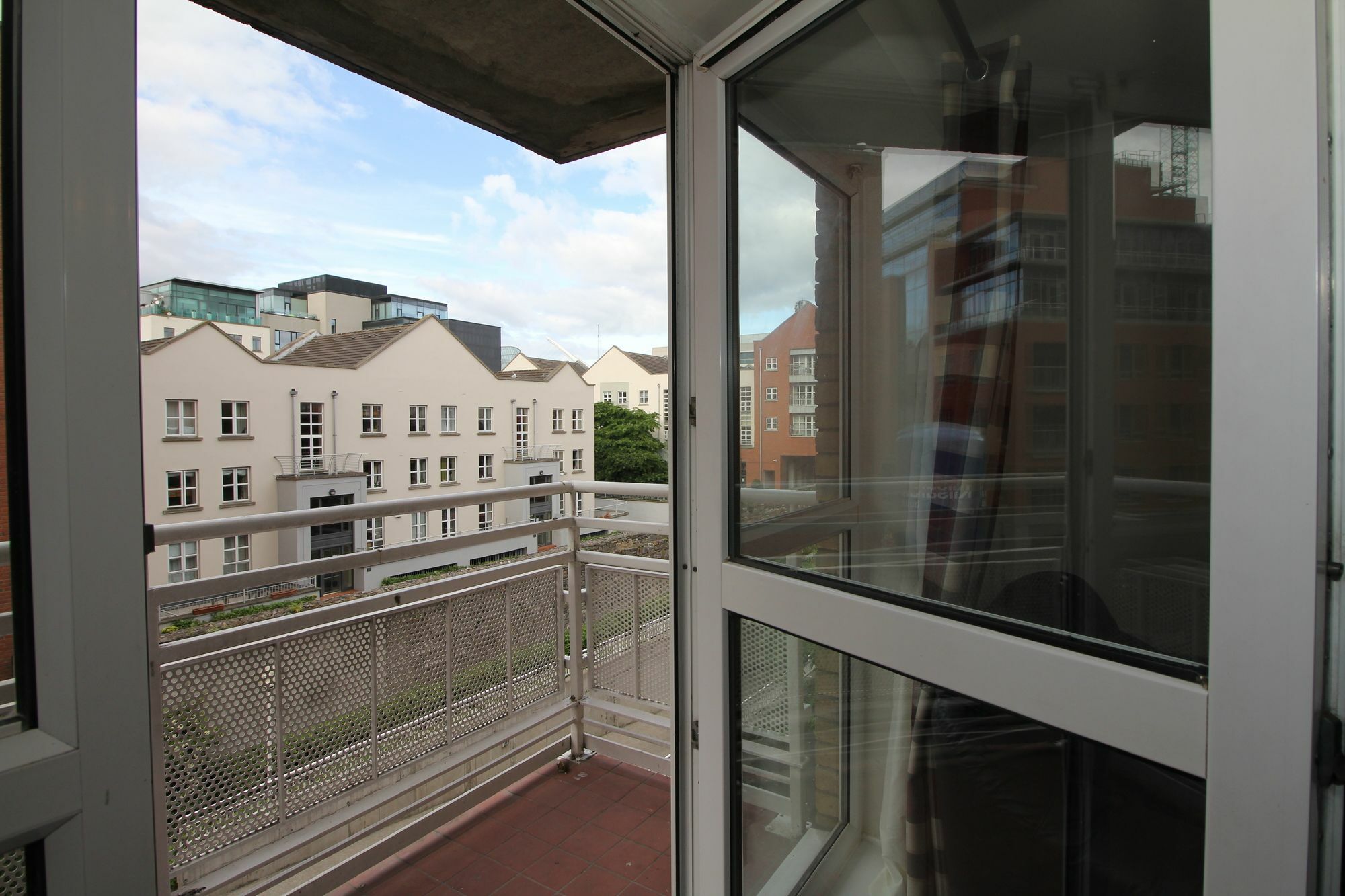 The Windmill Apartment Dublin Exterior foto